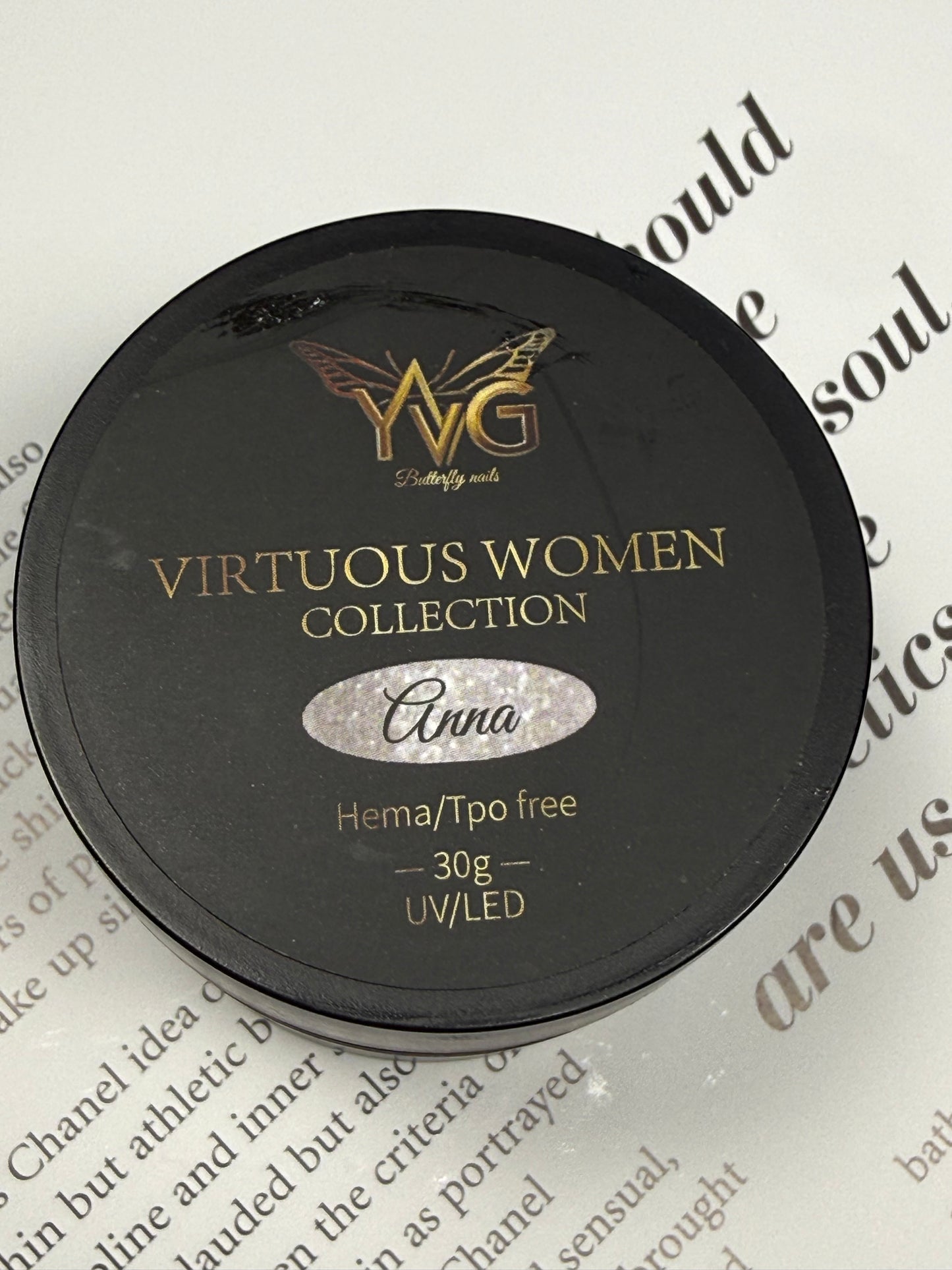 Colección : builder gel virtuous woman 12 colores de 30 g