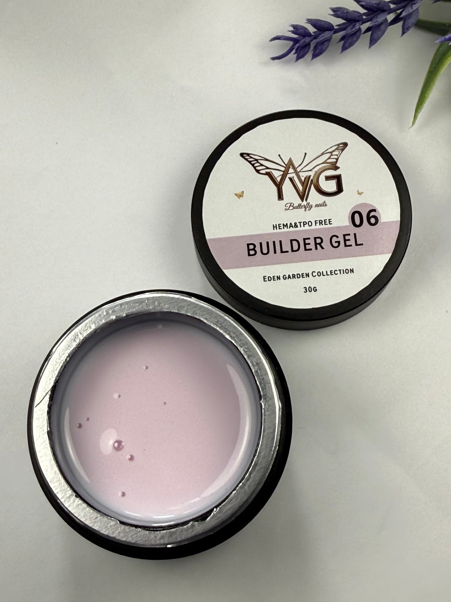 Builder gel # 06 Eden Garden