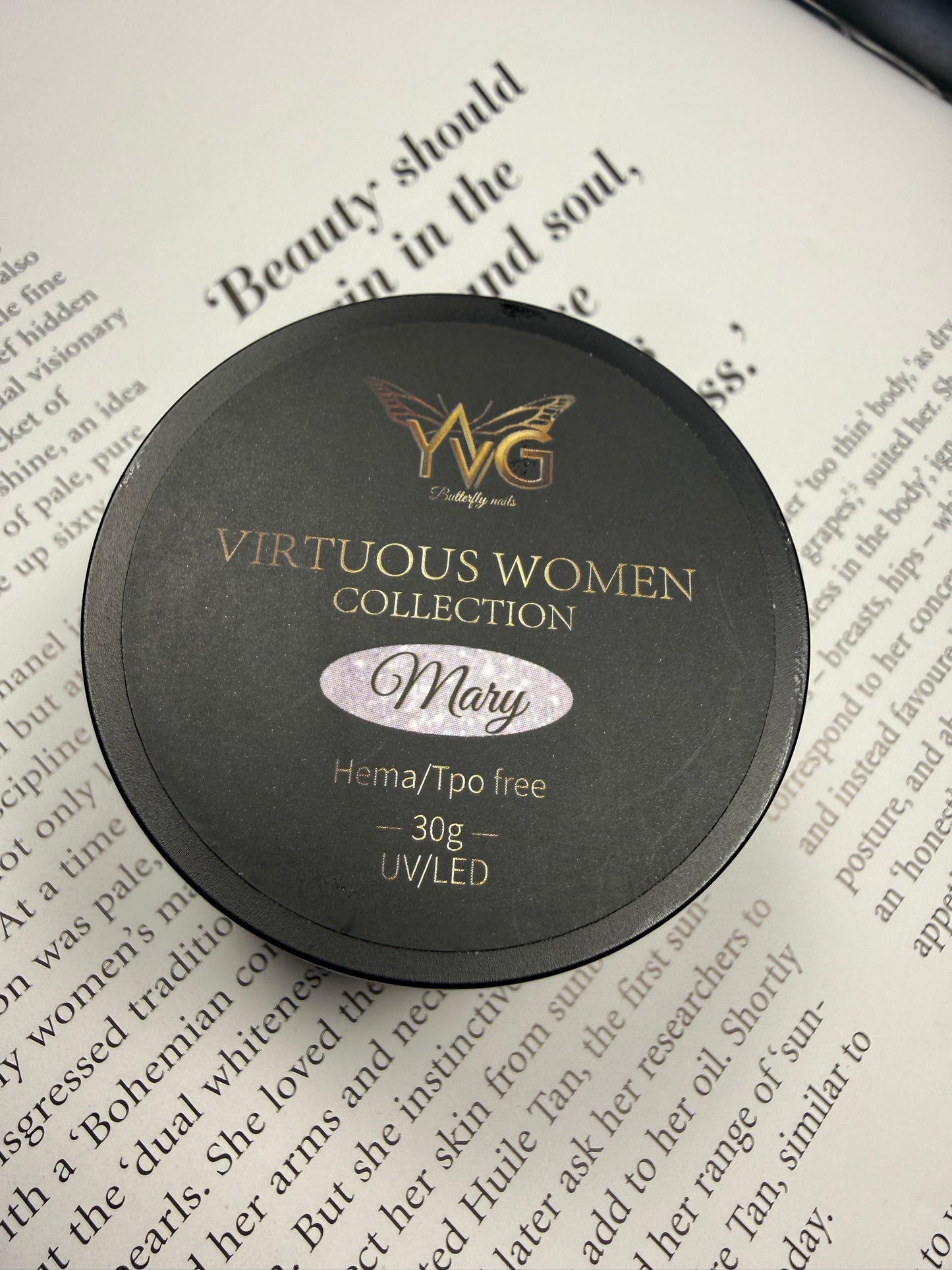 Colección : builder gel virtuous woman 12 colores de 30 g
